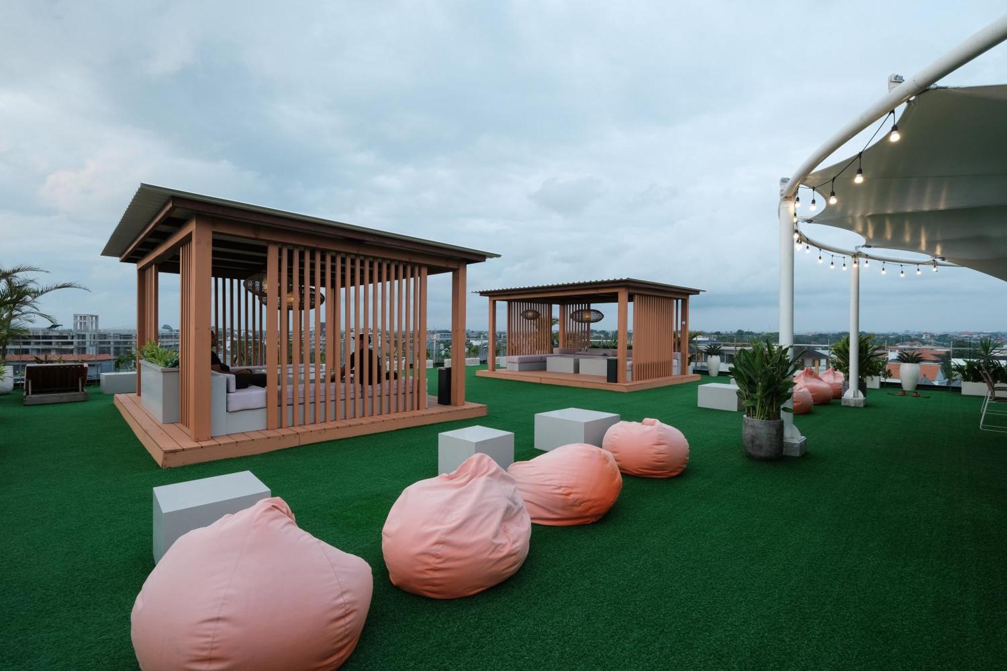Aster Apartment Bali Canggu Екстериор снимка