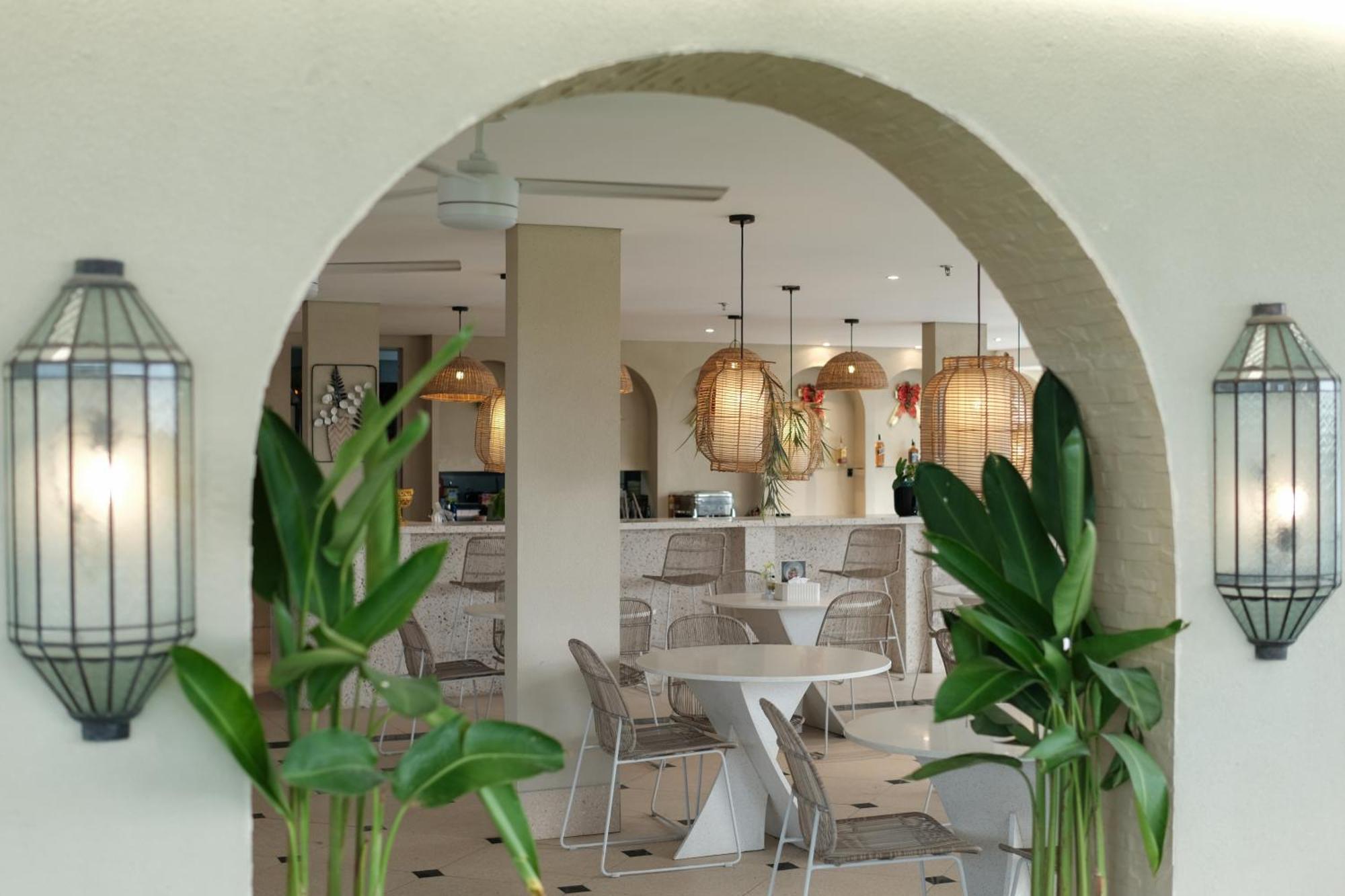 Aster Apartment Bali Canggu Екстериор снимка